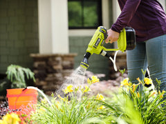 EZCLEAN GARDEN HOSE SPRAY HEAD